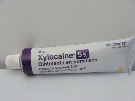 دواء زيلوكايين مخدر موضعى لتخفيف الام الشرخ الشرجى و البواسير XYLOCAINE