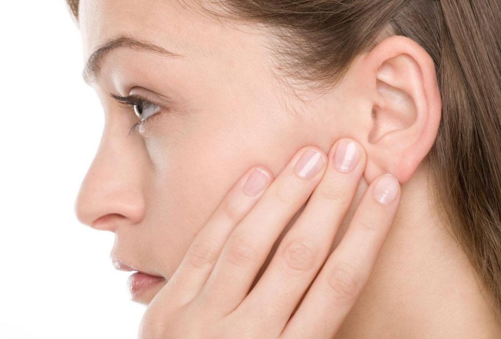 التهاب الاذن الوسطي واعراضها افضل الادويه لعلاجها روشتة