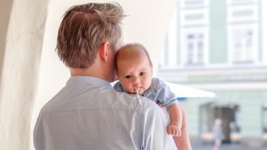 الارتجاع عند الرضع افضل الطرق للتعامل معه ونصائح للوقاية منه